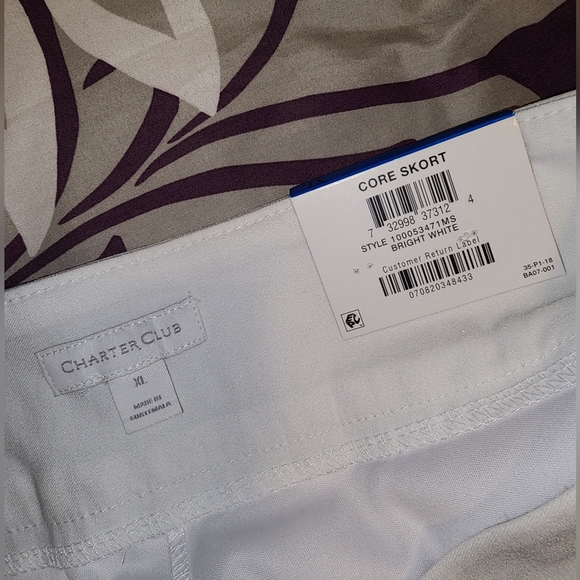 Skort - Picture 2 of 3